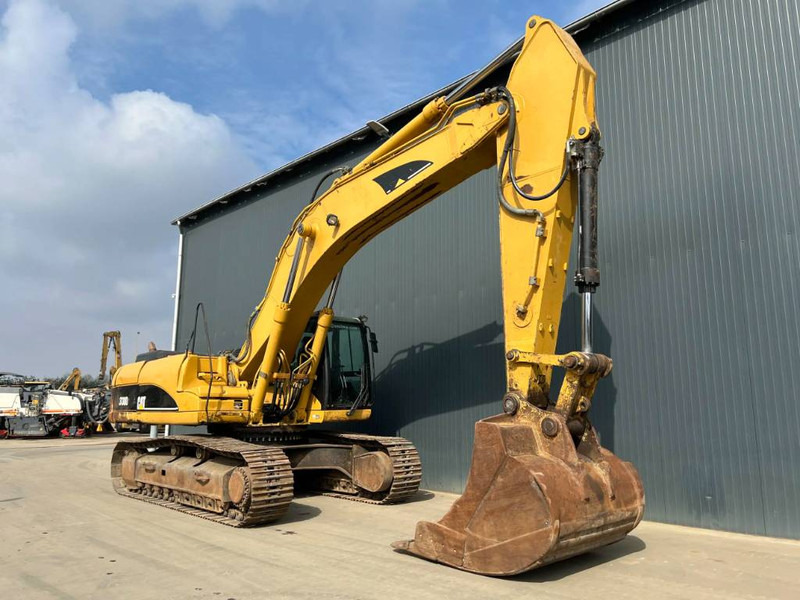 Cat 330D LN - حفار زاحف: صورة 3 Cat 330D LN - حفار زاحف: صورة 3