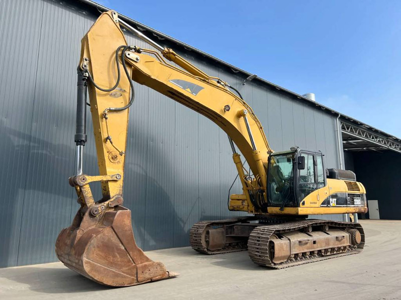 Cat 330D LN - حفار زاحف: صورة 1 Cat 330D LN - حفار زاحف: صورة 1