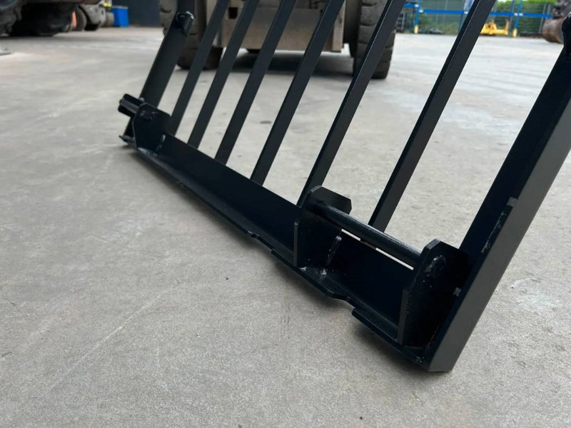 Cat 349D Guard - الكابينة والداخلية - آلات الإنشاء: صورة 5 Cat 349D Guard - الكابينة والداخلية - آلات الإنشاء: صورة 5