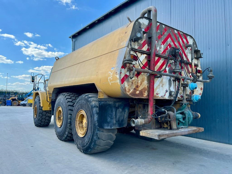 Cat 740 Water Truck - آلات الإنشاء: صورة 3 Cat 740 Water Truck - آلات الإنشاء: صورة 3