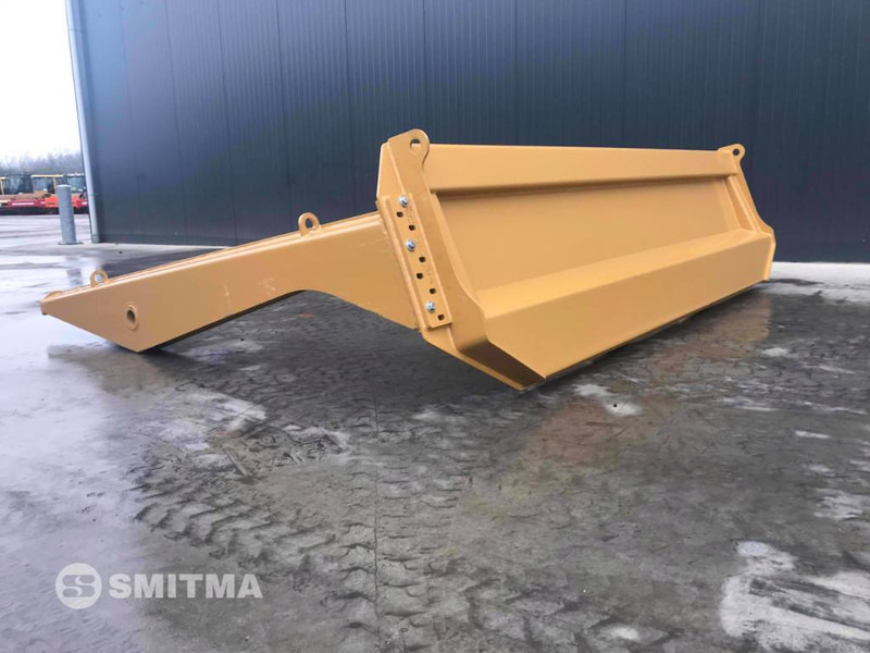 Cat 745C - رافعة خلفية - آلات الإنشاء: صورة 2 Cat 745C - رافعة خلفية - آلات الإنشاء: صورة 2