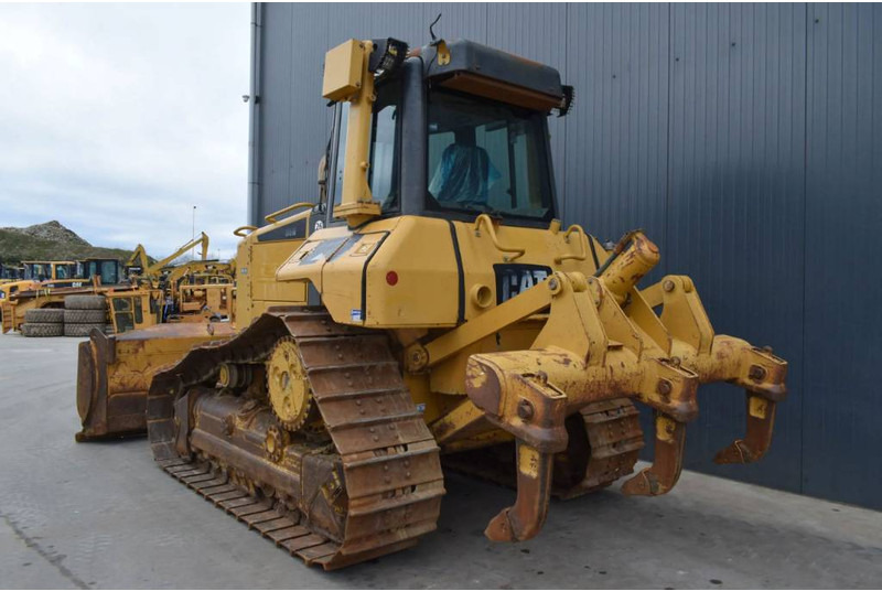 Cat D6N XL - بلدوزر: صورة 4 Cat D6N XL - بلدوزر: صورة 4