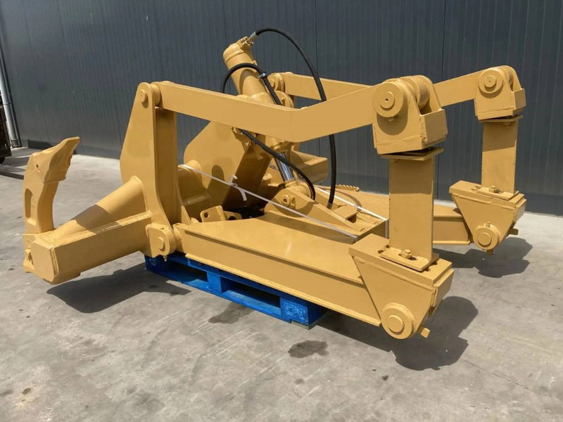 Cat D6T2 - ملحق - آلات الإنشاء: صورة 4 Cat D6T2 - ملحق - آلات الإنشاء: صورة 4