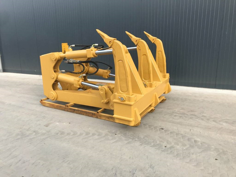 Cat D7R - ملحق - آلات الإنشاء: صورة 2 Cat D7R - ملحق - آلات الإنشاء: صورة 2