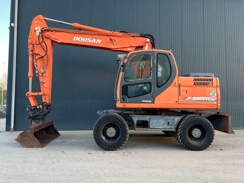 Doosan DX170W - حفار ذو عجلات: صورة 3 Doosan DX170W - حفار ذو عجلات: صورة 3