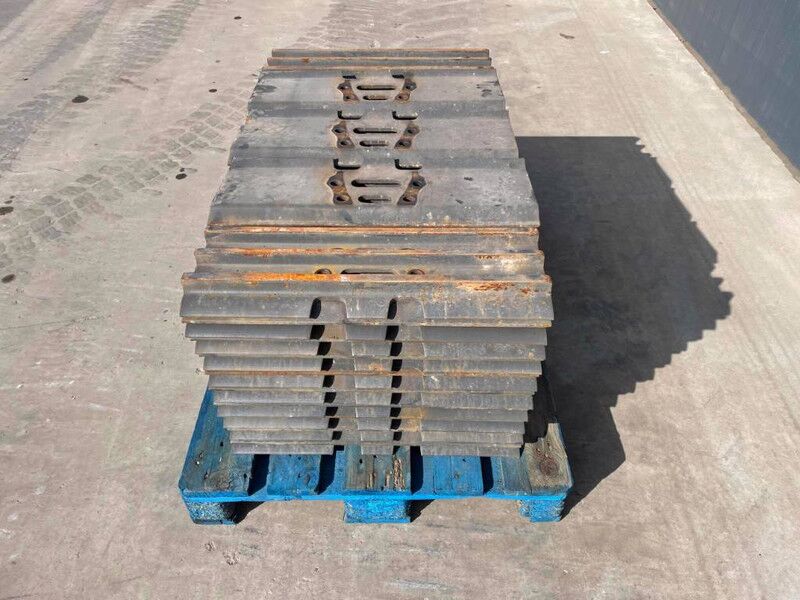 Hyundai R210 / R215 / R220 / R235 / R250 / R260 - إطار هيكلي/ إطار معدني - آلات الإنشاء: صورة 3 Hyundai R210 / R215 / R220 / R235 / R250 / R260 - إطار هيكلي/ إطار معدني - آلات الإنشاء: صورة 3