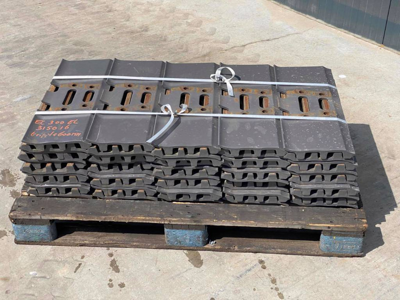 Hyundai R280 / R290 / R320 Shoes/Pads - إطار هيكلي/ إطار معدني - آلات الإنشاء: صورة 4 Hyundai R280 / R290 / R320 Shoes/Pads - إطار هيكلي/ إطار معدني - آلات الإنشاء: صورة 4