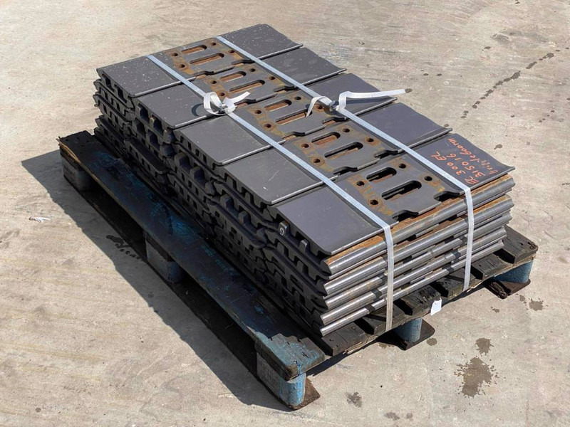 JCB JS240 / JS260 / JS300 Shoes/Pads - إطار هيكلي/ إطار معدني - آلات الإنشاء: صورة 2 JCB JS240 / JS260 / JS300 Shoes/Pads - إطار هيكلي/ إطار معدني - آلات الإنشاء: صورة 2