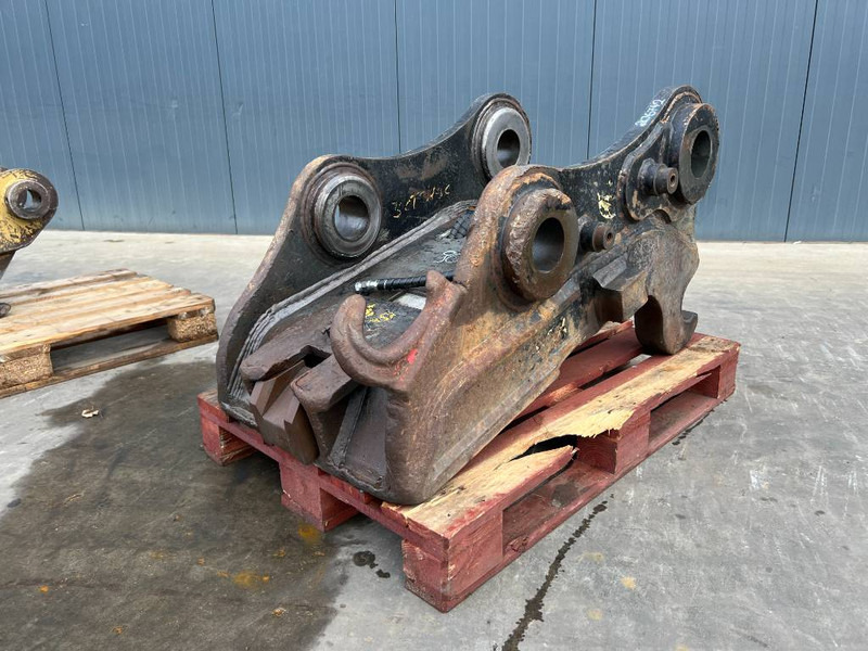 KLEPP MEK KM 3 / VOLVO S3 - 349E / 352F - قارنة التوصيل السريعة - آلات الإنشاء: صورة 1 KLEPP MEK KM 3 / VOLVO S3 - 349E / 352F - قارنة التوصيل السريعة - آلات الإنشاء: صورة 1