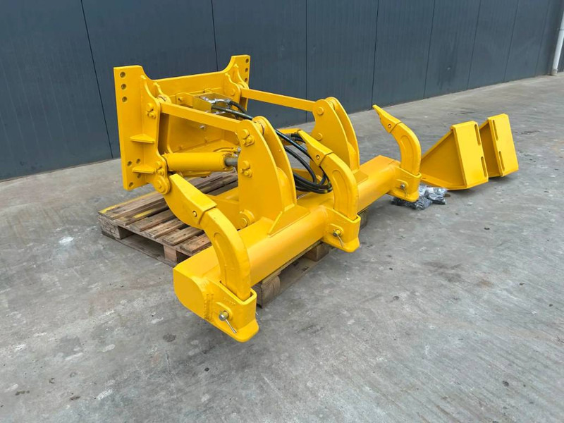 Komatsu D39 - ملحق - آلات الإنشاء: صورة 1 Komatsu D39 - ملحق - آلات الإنشاء: صورة 1