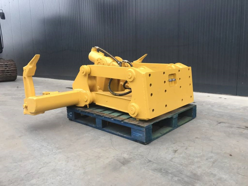 Komatsu D53 - ملحق - آلات الإنشاء: صورة 5 Komatsu D53 - ملحق - آلات الإنشاء: صورة 5