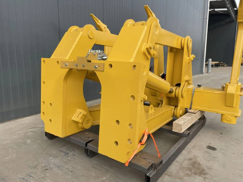Komatsu D85 - ملحق - آلات الإنشاء: صورة 4 Komatsu D85 - ملحق - آلات الإنشاء: صورة 4