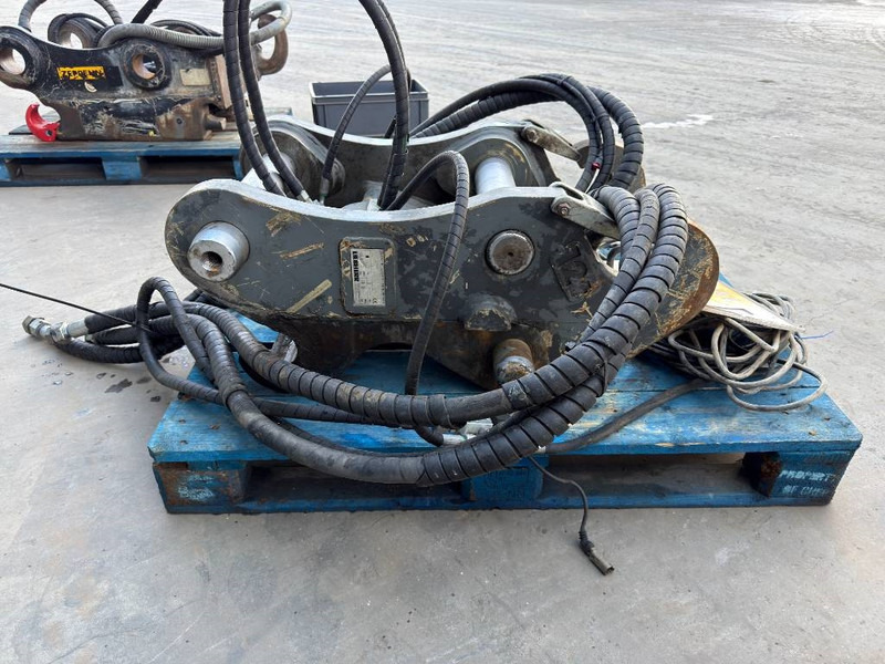 Liebherr SWA48 - 323F Likufix - قارنة التوصيل السريعة - آلات الإنشاء: صورة 5 Liebherr SWA48 - 323F Likufix - قارنة التوصيل السريعة - آلات الإنشاء: صورة 5