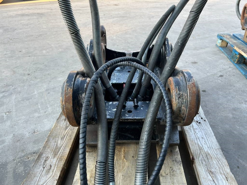 OilQuick OQ65 - M314F / M316F / M318F - قارنة التوصيل السريعة - آلات الإنشاء: صورة 5 OilQuick OQ65 - M314F / M316F / M318F - قارنة التوصيل السريعة - آلات الإنشاء: صورة 5