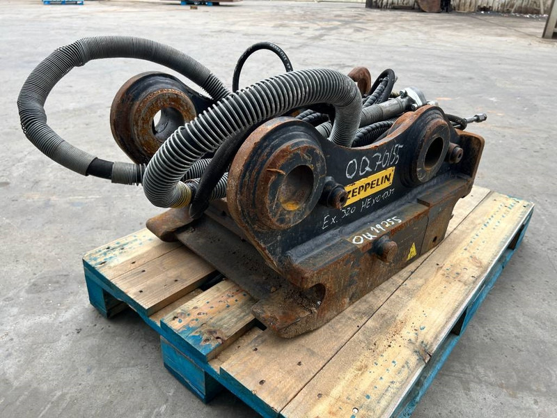 OilQuick OQ70/55 - 323F - قارنة التوصيل السريعة - آلات الإنشاء: صورة 5 OilQuick OQ70/55 - 323F - قارنة التوصيل السريعة - آلات الإنشاء: صورة 5