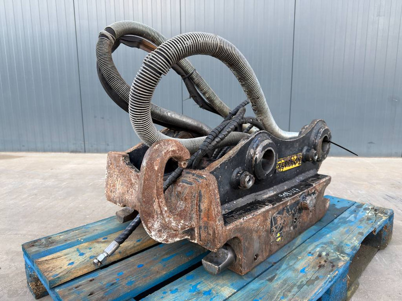 OilQuick OQ70/55 - M314F / M316F / M318F - قارنة التوصيل السريعة - آلات الإنشاء: صورة 1 OilQuick OQ70/55 - M314F / M316F / M318F - قارنة التوصيل السريعة - آلات الإنشاء: صورة 1