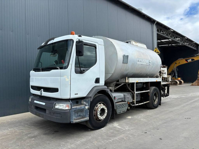 Renault Rincheval - 9.000 Liter - موزع الأسفلت: صورة 1 Renault Rincheval - 9.000 Liter - موزع الأسفلت: صورة 1