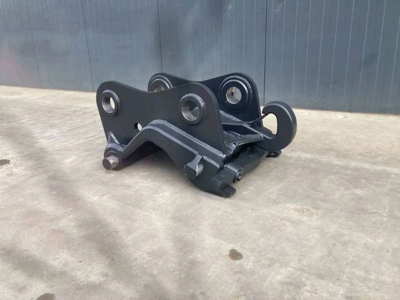 Smitma CW40 - PC210 - قارنة التوصيل السريعة - آلات الإنشاء: صورة 3 Smitma CW40 - PC210 - قارنة التوصيل السريعة - آلات الإنشاء: صورة 3