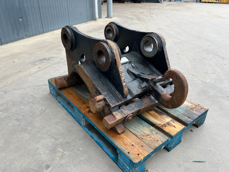 Verachtert CW45 - 330F - قارنة التوصيل السريعة - آلات الإنشاء: صورة 3 Verachtert CW45 - 330F - قارنة التوصيل السريعة - آلات الإنشاء: صورة 3