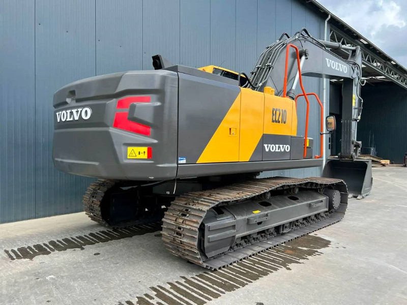 Volvo EC210 - حفار زاحف: صورة 4 Volvo EC210 - حفار زاحف: صورة 4
