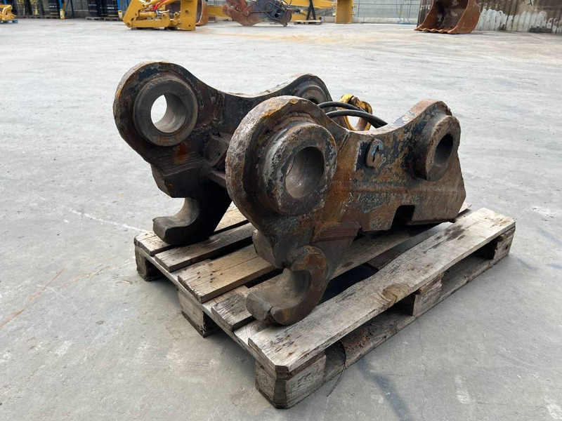 Volvo S3 / 352F - قارنة التوصيل السريعة - آلات الإنشاء: صورة 5 Volvo S3 / 352F - قارنة التوصيل السريعة - آلات الإنشاء: صورة 5