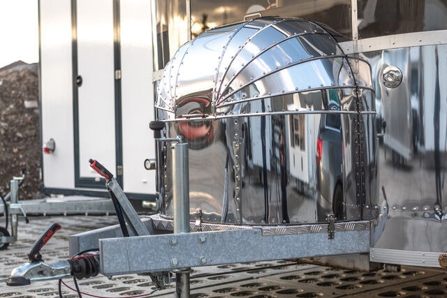 Airstream Catering Trailer | IN STOCK - بيع مقطورة: صورة 2 Airstream Catering Trailer | IN STOCK - بيع مقطورة: صورة 2