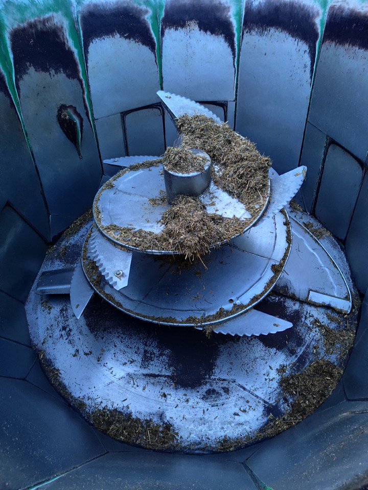 Auto-Agro T-011 - عربة خلط الأعلاف: صورة 4 Auto-Agro T-011 - عربة خلط الأعلاف: صورة 4