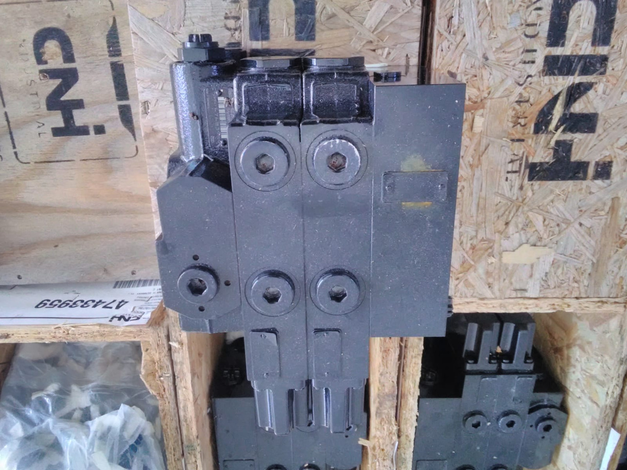 CNH 47433959 - صمام - آلات زراعية: صورة 5 CNH 47433959 - صمام - آلات زراعية: صورة 5