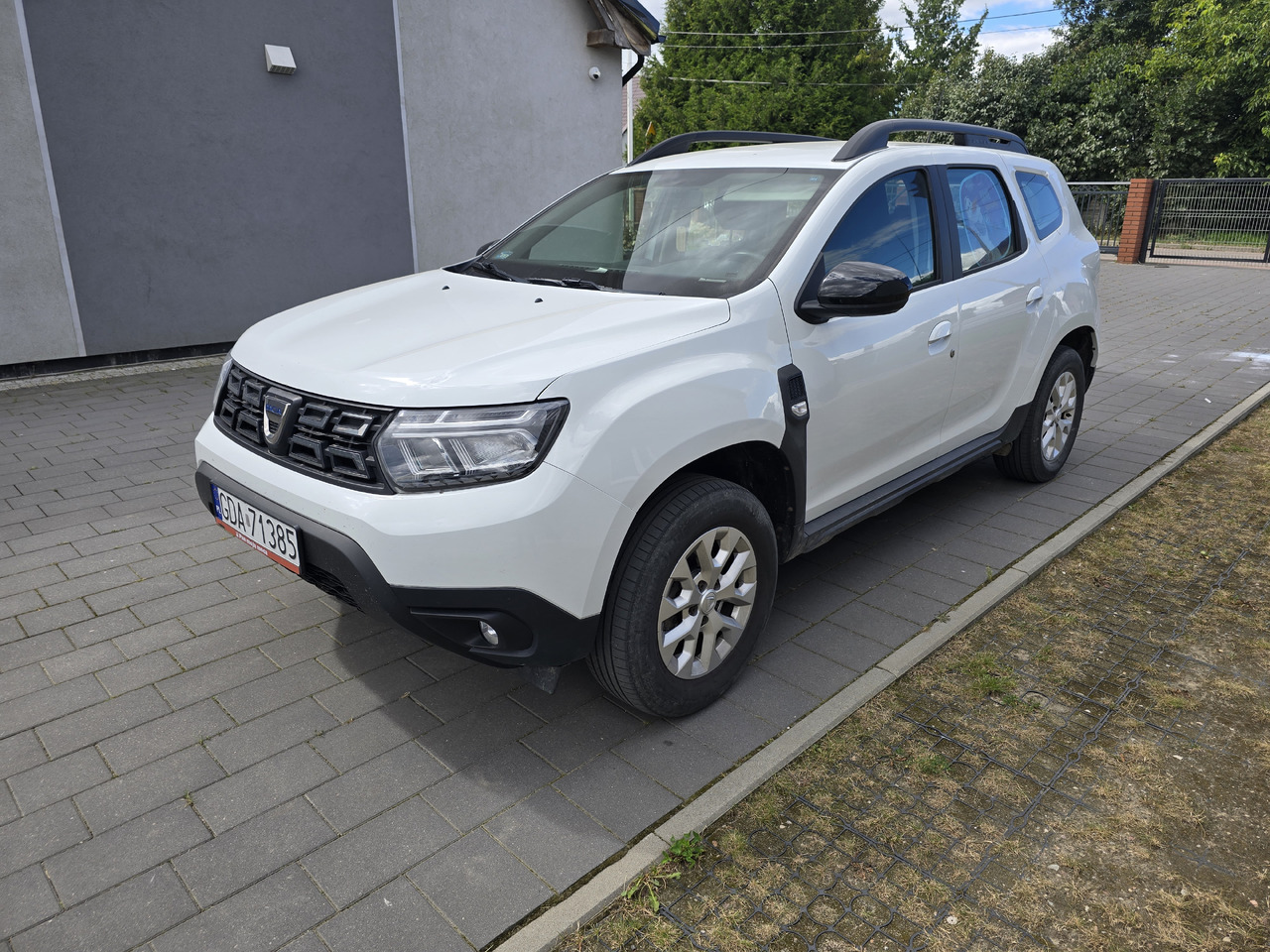 DACIA DUSTER 1.0 + LPG - سيارة: صورة 3 DACIA DUSTER 1.0 + LPG - سيارة: صورة 3