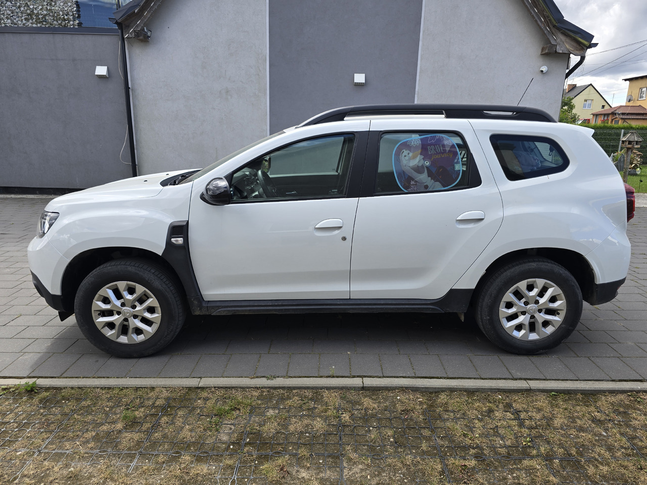 DACIA DUSTER 1.0 + LPG - سيارة: صورة 4 DACIA DUSTER 1.0 + LPG - سيارة: صورة 4