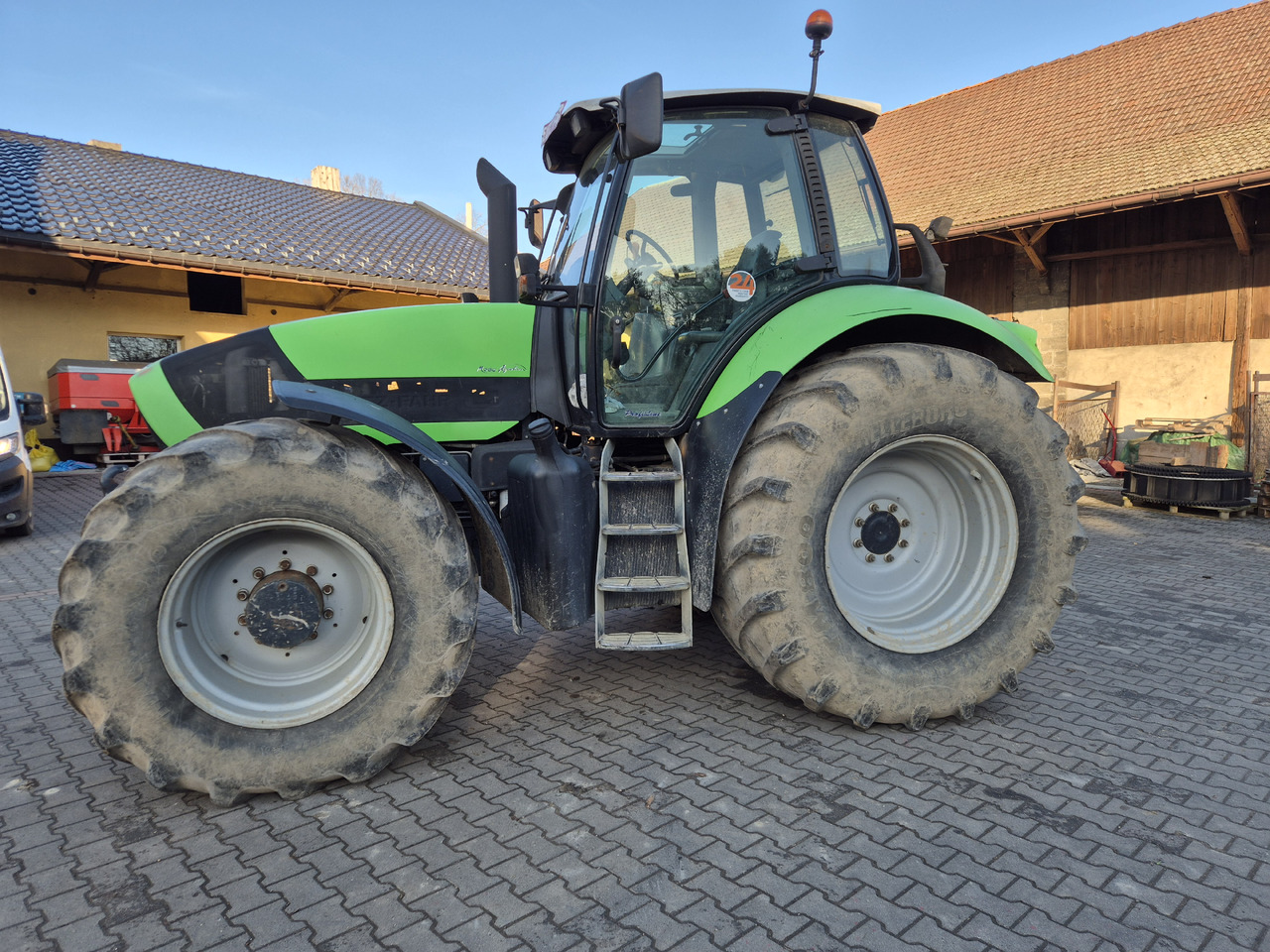 DEUTZ-FAHR Agrotron M650 - جرار: صورة 2 DEUTZ-FAHR Agrotron M650 - جرار: صورة 2