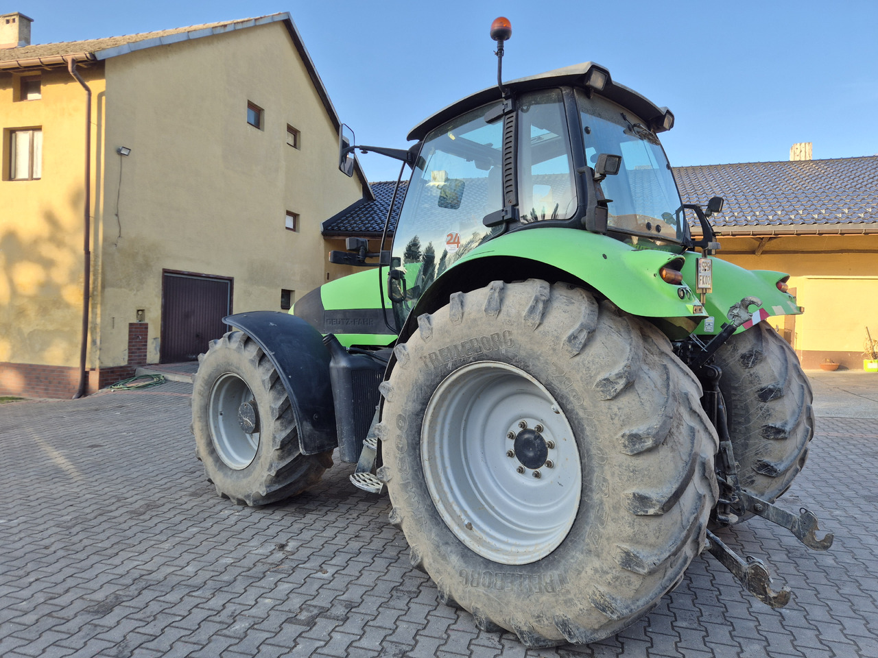 DEUTZ-FAHR Agrotron M650 - جرار: صورة 3 DEUTZ-FAHR Agrotron M650 - جرار: صورة 3