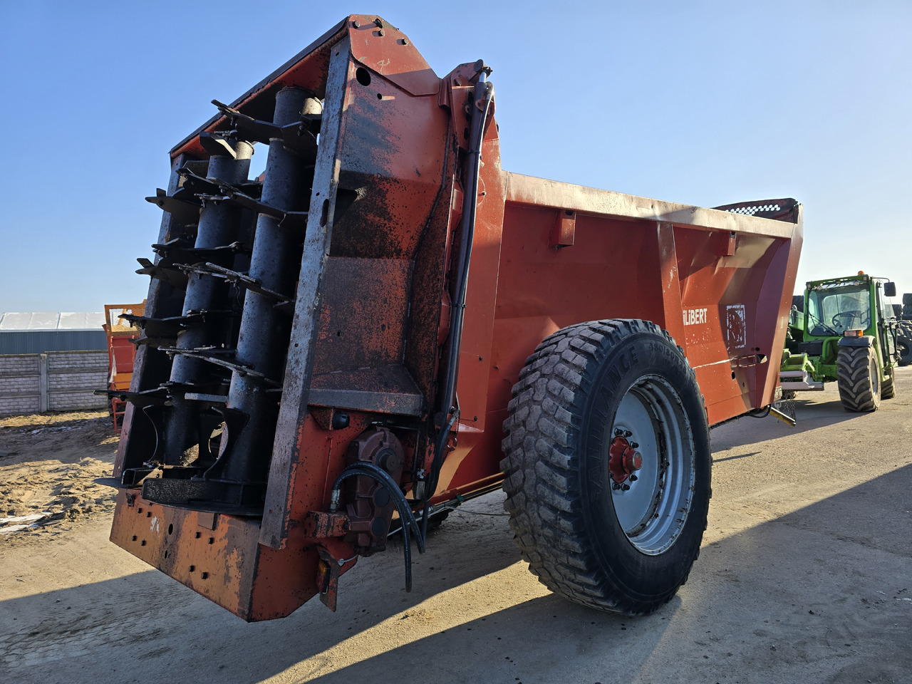 GILIBERT HELIOS 15 - ناثرة السماد الحيواني: صورة 5 GILIBERT HELIOS 15 - ناثرة السماد الحيواني: صورة 5