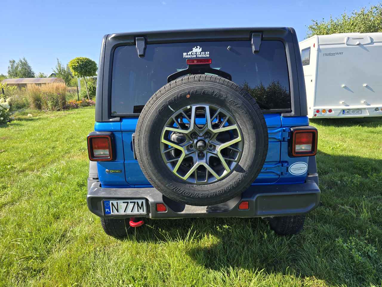 JEEP Wrangler Unlimited Rubicon FOX - سيارة: صورة 4 JEEP Wrangler Unlimited Rubicon FOX - سيارة: صورة 4