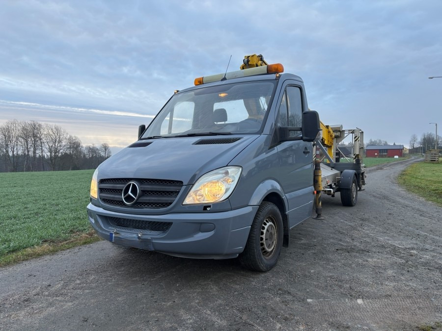 Mercedes Benz Sprinter - منصة محمولة مثبتة على الشاحنة: صورة 4 Mercedes Benz Sprinter - منصة محمولة مثبتة على الشاحنة: صورة 4