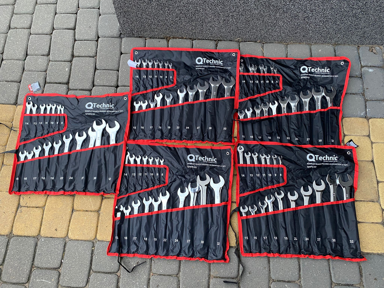 Qtechnics 8-32 - معدات الورشة: صورة 1 Qtechnics 8-32 - معدات الورشة: صورة 1