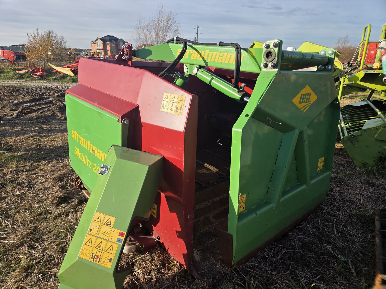 STRAUTMANN Siloblitz 201 D - حصادة الأعلاف: صورة 1 STRAUTMANN Siloblitz 201 D - حصادة الأعلاف: صورة 1