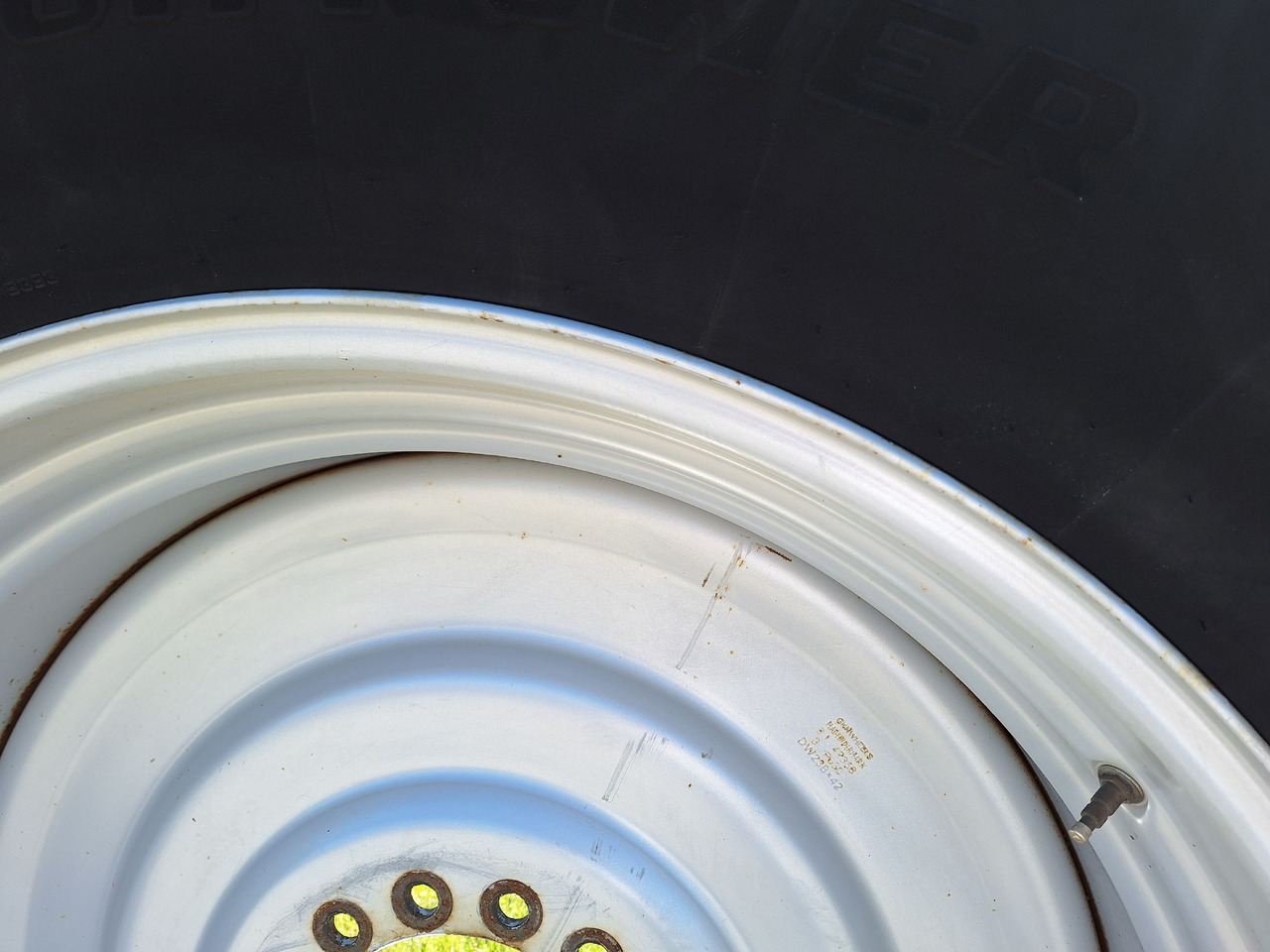 Trelleborg Trelleborg - إطارات - آلات الإنشاء: صورة 3 Trelleborg Trelleborg - إطارات - آلات الإنشاء: صورة 3