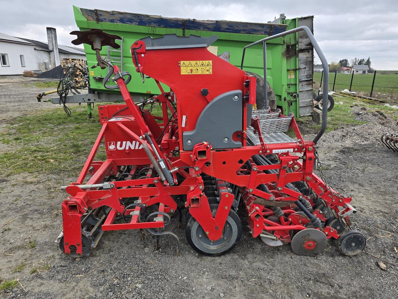 UNIA FM s700/3 D - آلة بذر الحصاد: صورة 3 UNIA FM s700/3 D - آلة بذر الحصاد: صورة 3