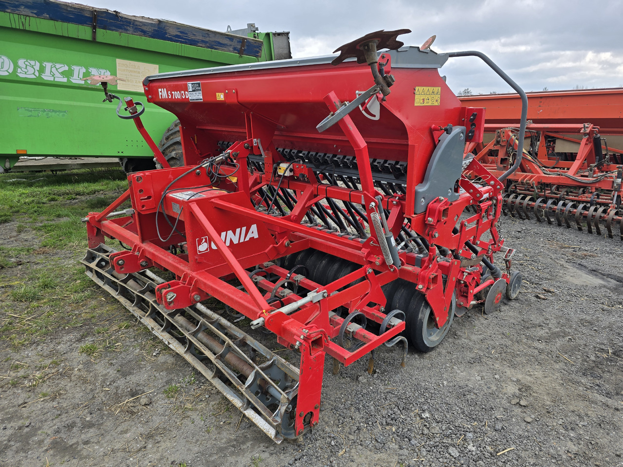 UNIA FM s700/3 D - آلة بذر الحصاد: صورة 1 UNIA FM s700/3 D - آلة بذر الحصاد: صورة 1