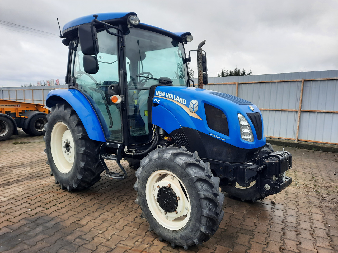 New-holland T4.65 - جرار: صورة 2 New-holland T4.65 - جرار: صورة 2
