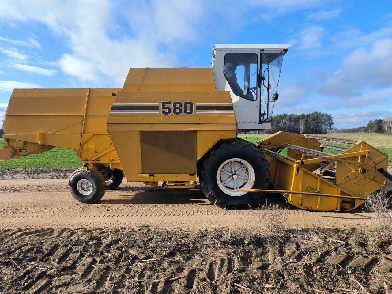 Sampo Rosenlew 580 - حصادة: صورة 3 Sampo Rosenlew 580 - حصادة: صورة 3