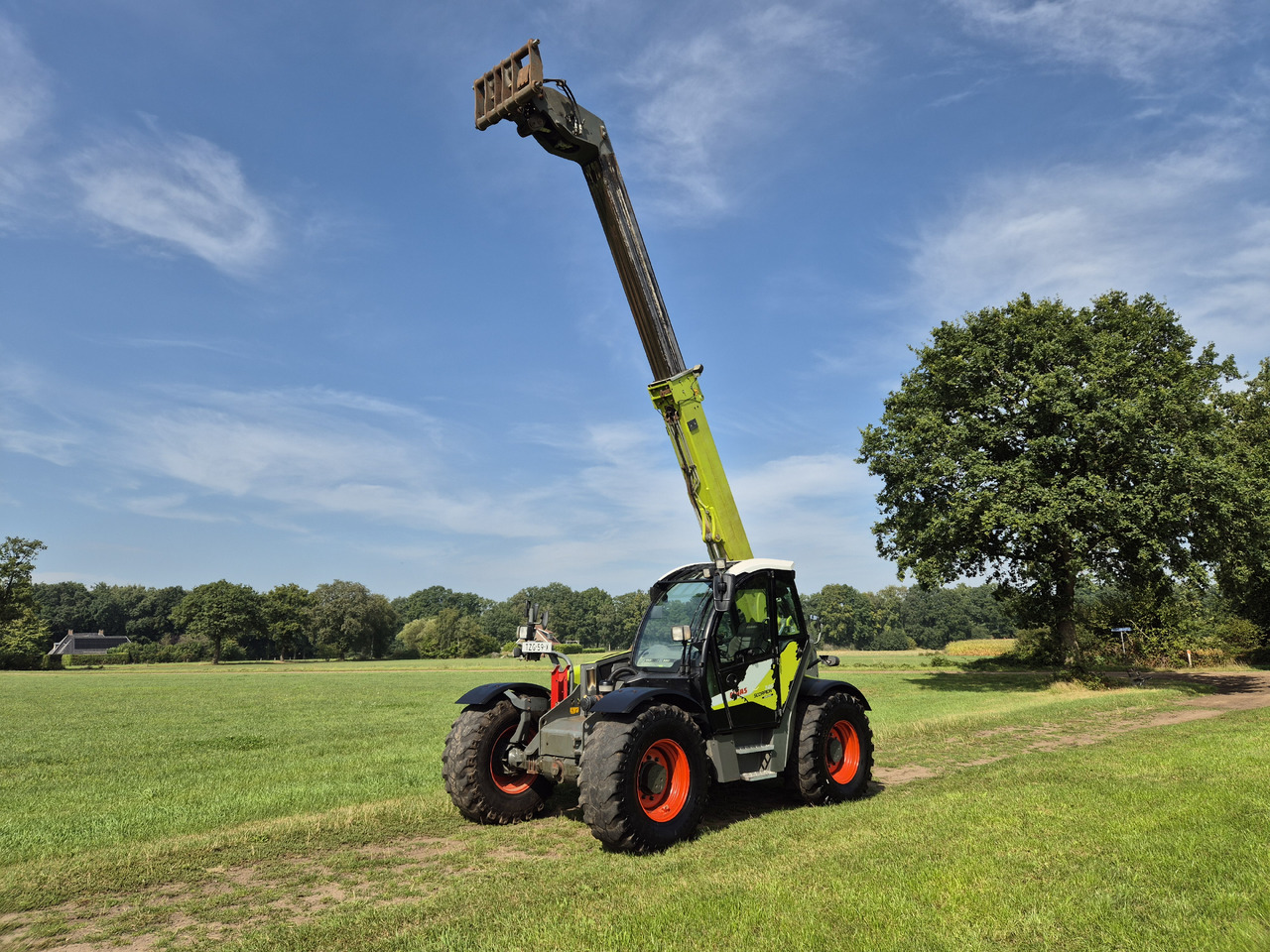 CLAAS Scorpion 746 Varipower - آلة رفع ونقل تلسكوبية: صورة 4 CLAAS Scorpion 746 Varipower - آلة رفع ونقل تلسكوبية: صورة 4