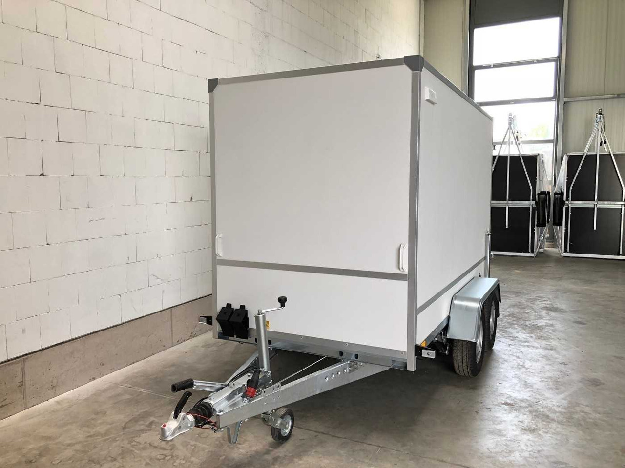 BLYSS F2030HTD VKL Kofferanhänger - مقطورة بصندوق مغلق: صورة 5 BLYSS F2030HTD VKL Kofferanhänger - مقطورة بصندوق مغلق: صورة 5