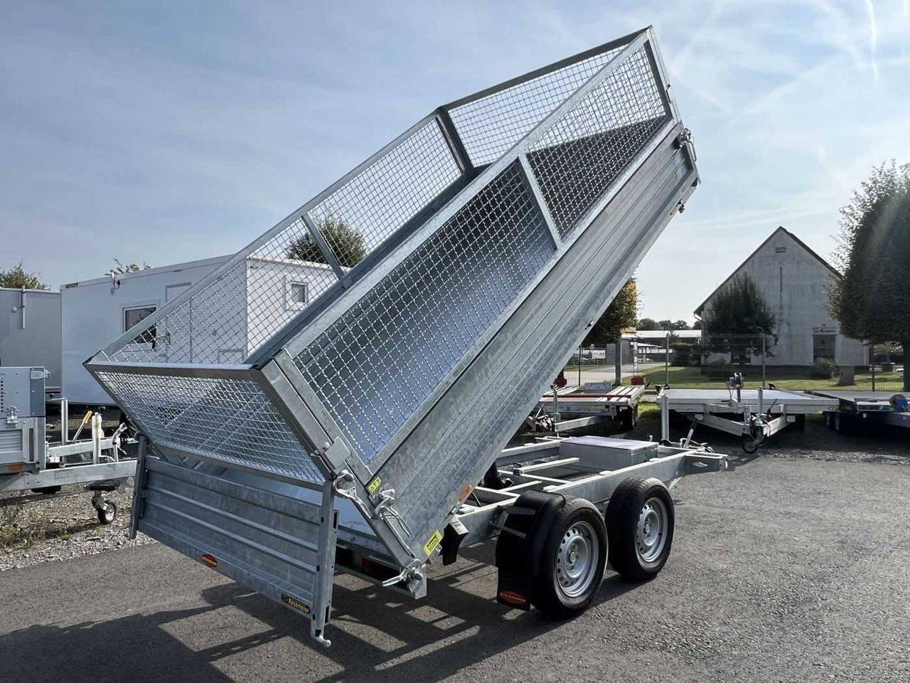 BOECKMANN DK-ST 3218/27 P Gitter Dreiseitenkipper - مقطورة قلابة: صورة 2 BOECKMANN DK-ST 3218/27 P Gitter Dreiseitenkipper - مقطورة قلابة: صورة 2
