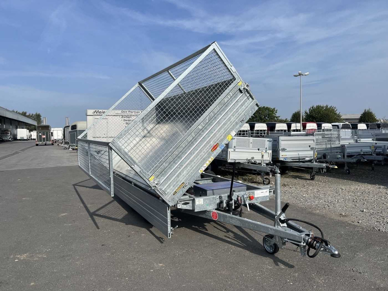BOECKMANN DK-ST 3218/27 P Gitter Dreiseitenkipper - مقطورة قلابة: صورة 5 BOECKMANN DK-ST 3218/27 P Gitter Dreiseitenkipper - مقطورة قلابة: صورة 5