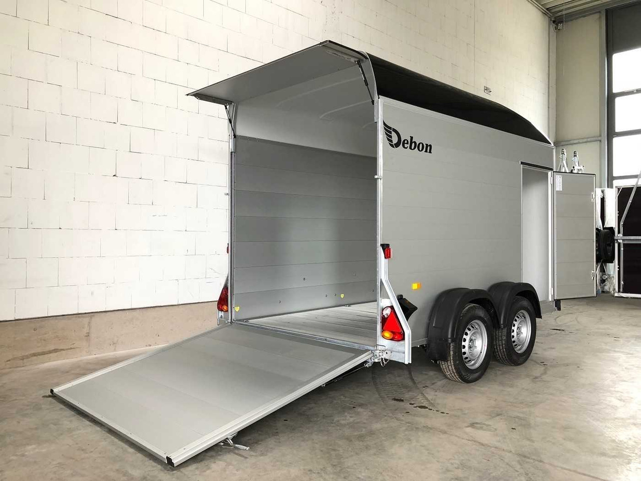 CHEVAL LIBERTE C500 Roadster 2 Türen Kofferanhänger - مقطورة دراجة نارية: صورة 2 CHEVAL LIBERTE C500 Roadster 2 Türen Kofferanhänger - مقطورة دراجة نارية: صورة 2
