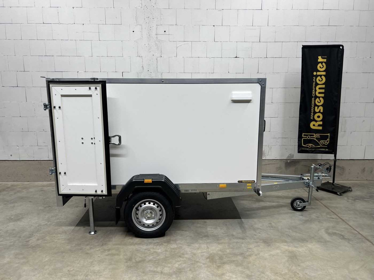 CHEVAL LIBERTE DEBON C220 Roadster Kofferanhänger - مقطورة بصندوق مغلق: صورة 1 CHEVAL LIBERTE DEBON C220 Roadster Kofferanhänger - مقطورة بصندوق مغلق: صورة 1
