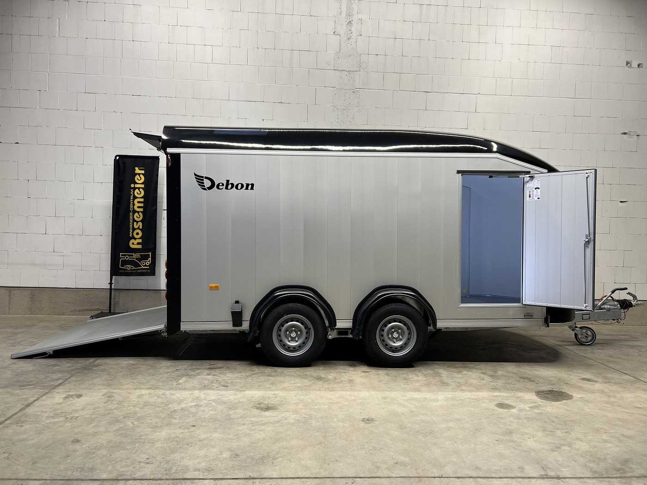 CHEVAL LIBERTE DEBON C800 Roadster Kofferanhänger - مقطورة بصندوق مغلق: صورة 1 CHEVAL LIBERTE DEBON C800 Roadster Kofferanhänger - مقطورة بصندوق مغلق: صورة 1