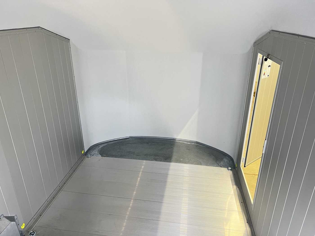 مقطورة بصندوق مغلق للبيع  CHEVAL LIBERTE DEBON C900 Roadster Kofferanhänger: صورة 16